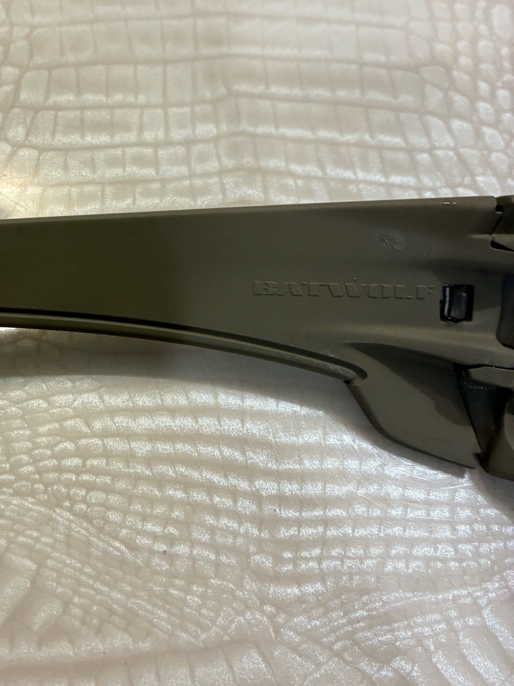 Oakley Batwolf Olive Green Frame Sunglasses - Picture 8 of 16